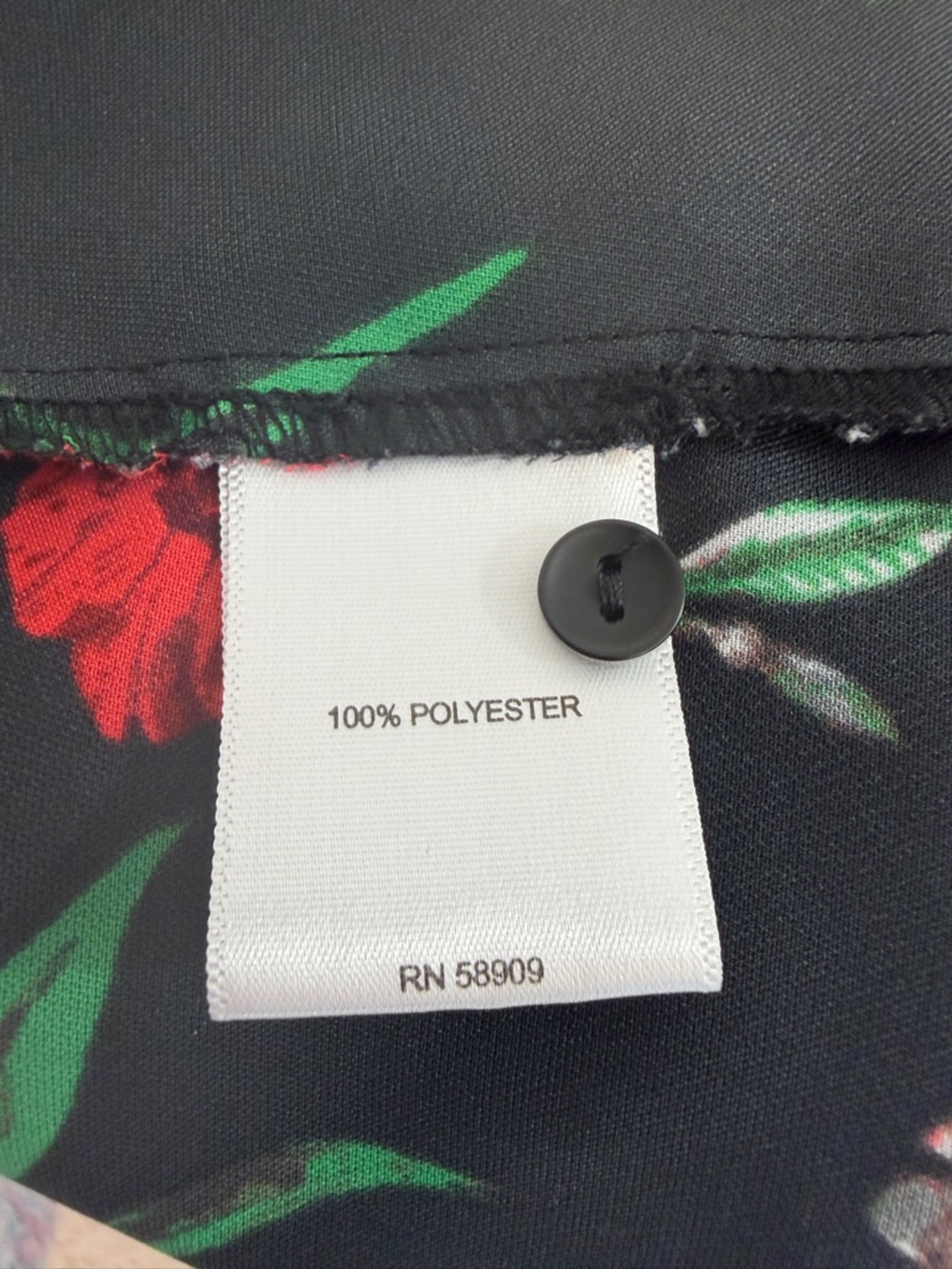 Gibson Latimer Black Blouse with birds and Red Floral - Picture 9 of 11